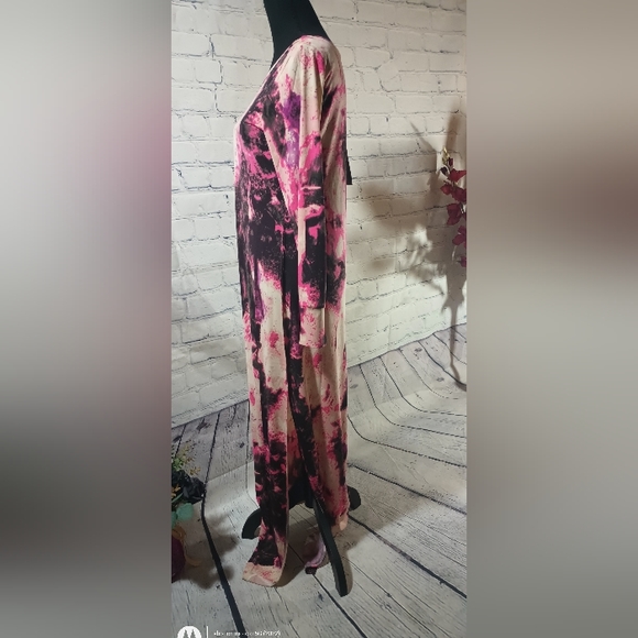 Vertigo LS Feather Collage Multicolor Gown Blush - Picture 4 of 13